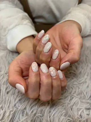 ネイル 伊藤 いちごのネイルデザイン