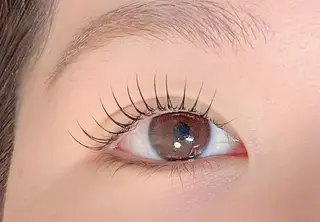 マツエク・マツパ amie久宝寺店所属・amie 伊藤の眉毛・アイブロウイメージ