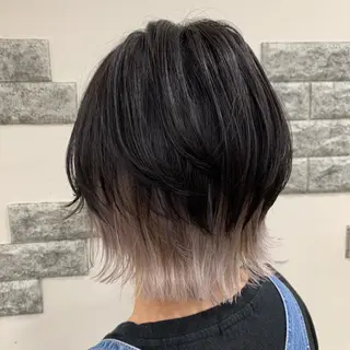 ショート カラー 薄田 珠美のヘアスタイル