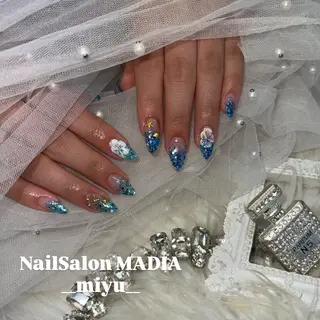 ショート MADIA 川崎店所属・MADIA_ miyuのネイルデザイン