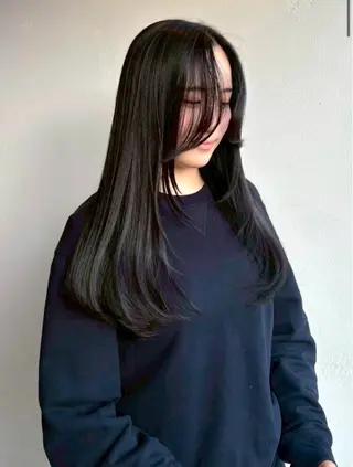 ロング RUDDER 小泉のヘアスタイル