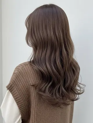 ロング MOLLA ✂️辻桃加のヘアスタイル