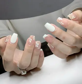 ネイル Queens momoのネイルデザイン