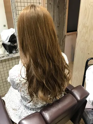 ロング カラー 髪質改善＆縮毛矯正 三上大地のヘアスタイル