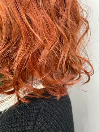 ミディアム カラー デザインカラーウルフ 宙也のヘアスタイル