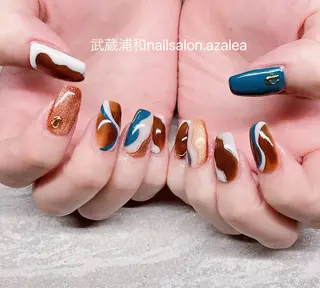 ネイル R inのネイルデザイン