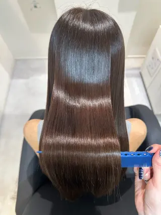 ロング Emuest心斎橋 SAKIのヘアスタイル