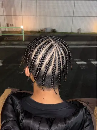 WEST OLAND 黒坂佳乃のヘアスタイル