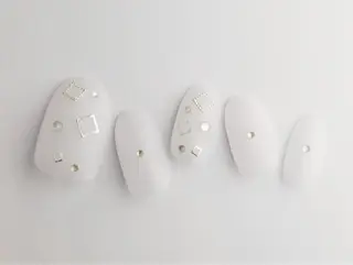 ネイル TiaryNail ERIKAのネイルデザイン