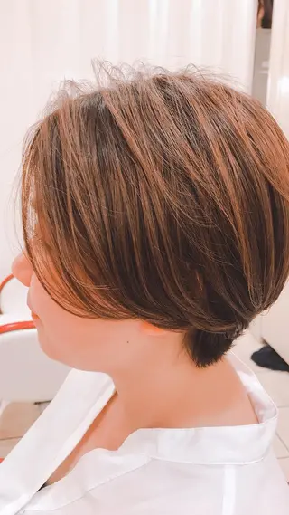 ショート 斎藤 彩香のヘアスタイル