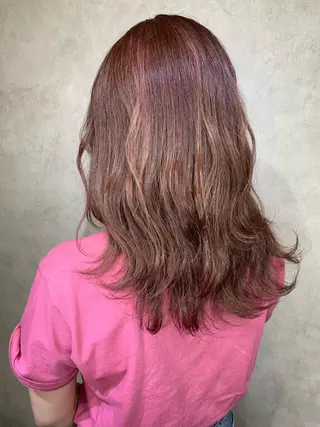 ミディアム カラー swan ユイカのヘアスタイル