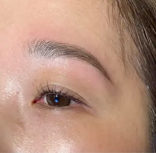 アイブロウ Larme_ hblの眉毛・アイブロウイメージ
