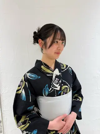 ヘアアレンジ 垢抜け小顔レイヤー オリーブ/スミレのヘアスタイル