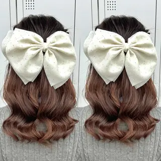 ヘアアレンジ ヘアメ🎀推しカラー 🥣横浜/しほ🧸のヘアスタイル