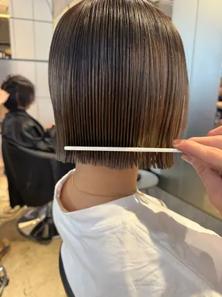 ミディアム 須藤 優真 切りっぱなしボブのヘアスタイル