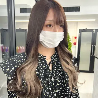 ロング カラー シールエクステ特化 ハイトーン、NANAのヘアスタイル