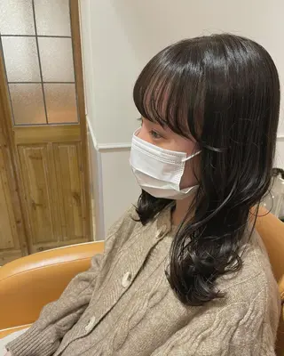 ミディアム カラー パーマ ヘアアレンジ メンズ キッズ ネイル マツエク・マツパ 🫧垢抜けヘア🫧 SHIORIのヘアスタイル