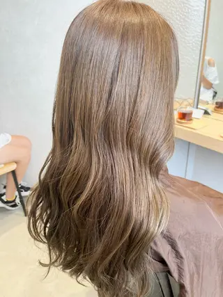 カラー 福島 果音のヘアスタイル