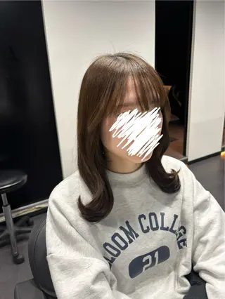 セミロング 福島 菜摘のヘアスタイル