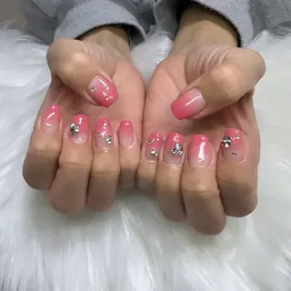 ネイル Laula🤍 ayakaのネイルデザイン