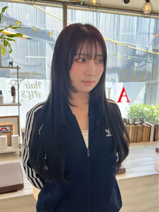 ロング エクステ ハイトーン 💭黒崎ハルカのヘアスタイル