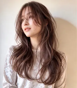 ロング カラー 柔らかい艶暖色 レイヤー🫧姫汝のヘアスタイル