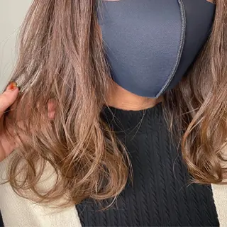 ミディアム カラー Hatanaka Airiのヘアスタイル