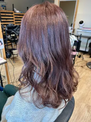 カラー 早川 真幸のヘアスタイル