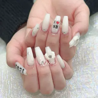 ネイル Queens マオのネイルデザイン