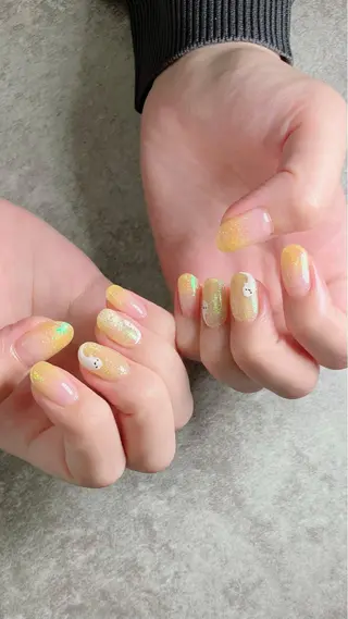 ネイル shino🌟 痛ネイルのネイルデザイン
