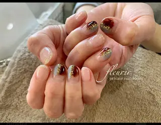 ネイル フルリール 【プライベートサロンのネイルデザイン