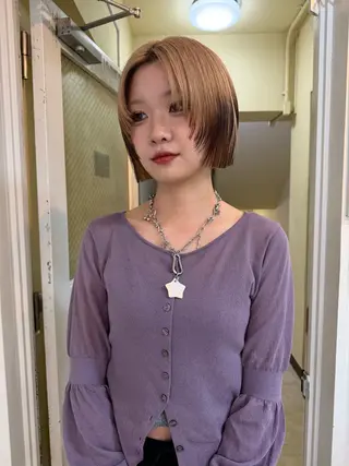 ショート カラー FavyS「フェイヴィーズ」所属・竹中 彩音のヘアスタイル