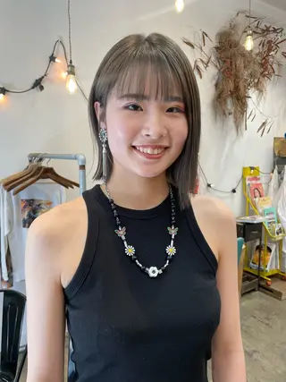 ショート 透明感カラー 🦋AYAのヘアスタイル