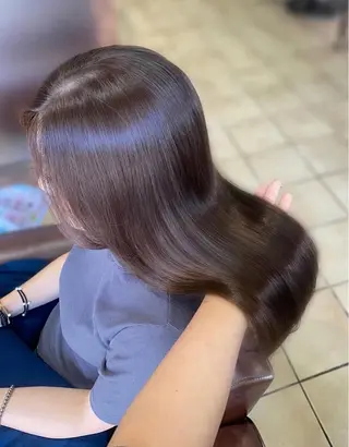 セミロング CLOVER学園前所属・鶴井 地のヘアスタイル