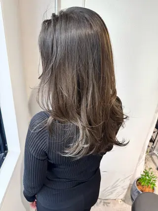 ロング 夜23時まで予約🉑 reverieあきらのヘアスタイル