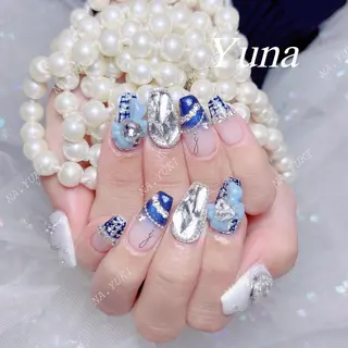 ネイル 🌷 Mooning 🌷のネイルデザイン