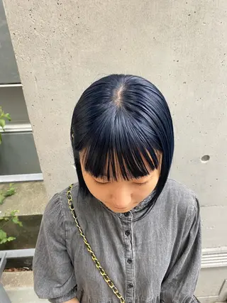 ミディアム デザインカラー/ボブ ブリーチカラー/ユリのヘアスタイル