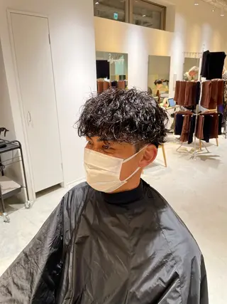 パーマ メンズ 山内 優成のヘアスタイル