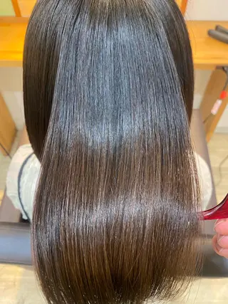 セミロング カラー 和歌山髪質改善 那須優太のヘアスタイル