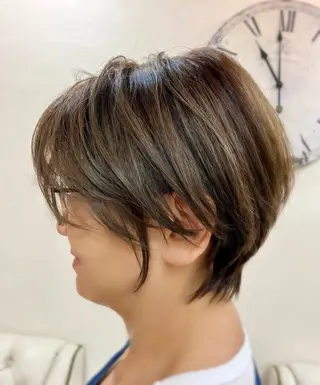 ショート 似合わせ×透明感 カラー🤍MAOのヘアスタイル