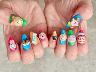 ネイル FILL nail SHIORIのネイルデザイン