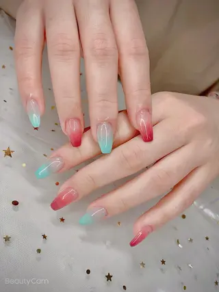 ネイル I-nailロング /ワンホン/キラキラのネイルデザイン