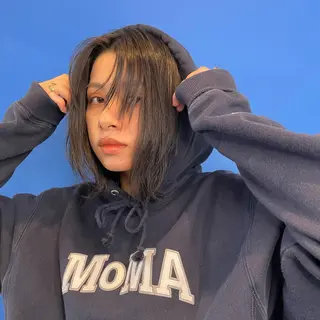 ミディアム カラー 今井 聖玲奈のヘアスタイル