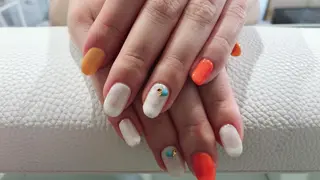 ネイル J. NAILのネイルデザイン
