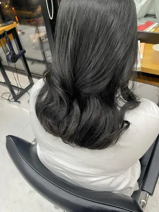 ミディアム ヒラノホナミ 🫧透ける艶髪🫧のヘアスタイル