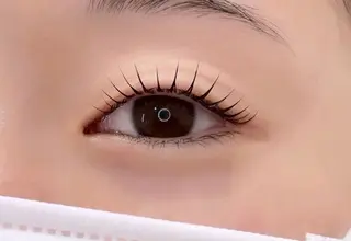 マツエク・マツパ まつ毛と眉毛の専門店eye mor.-アイモア-江南店所属・尾崎 愛華のマツエク・マツパデザイン