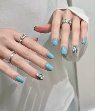 ネイル THE ONE 山本のネイルデザイン