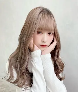 セミロング カラー ヘアアレンジ 🧸ブリーチ特化/前 髪/しょうじりか🎀のヘアスタイル