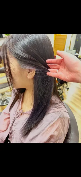 ロング 森 音遠のヘアスタイル