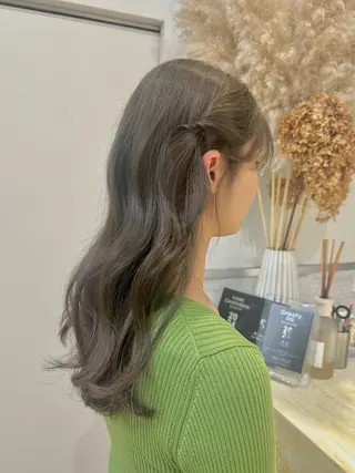 ロング 鈴木 詩穂のヘアスタイル